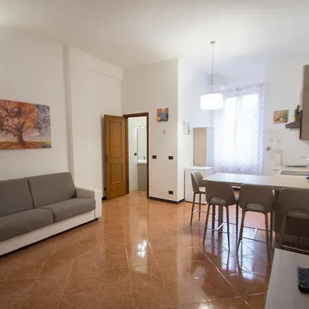 Monolocale Nelle Mura Antiche A 80 Mt Dal Mare * Varazze